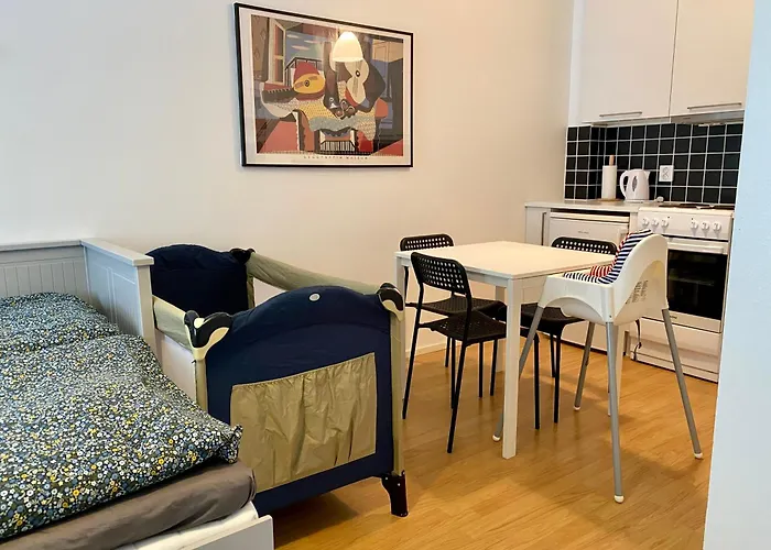Tranquil Studio Near Nature, Free Parking& Wifi