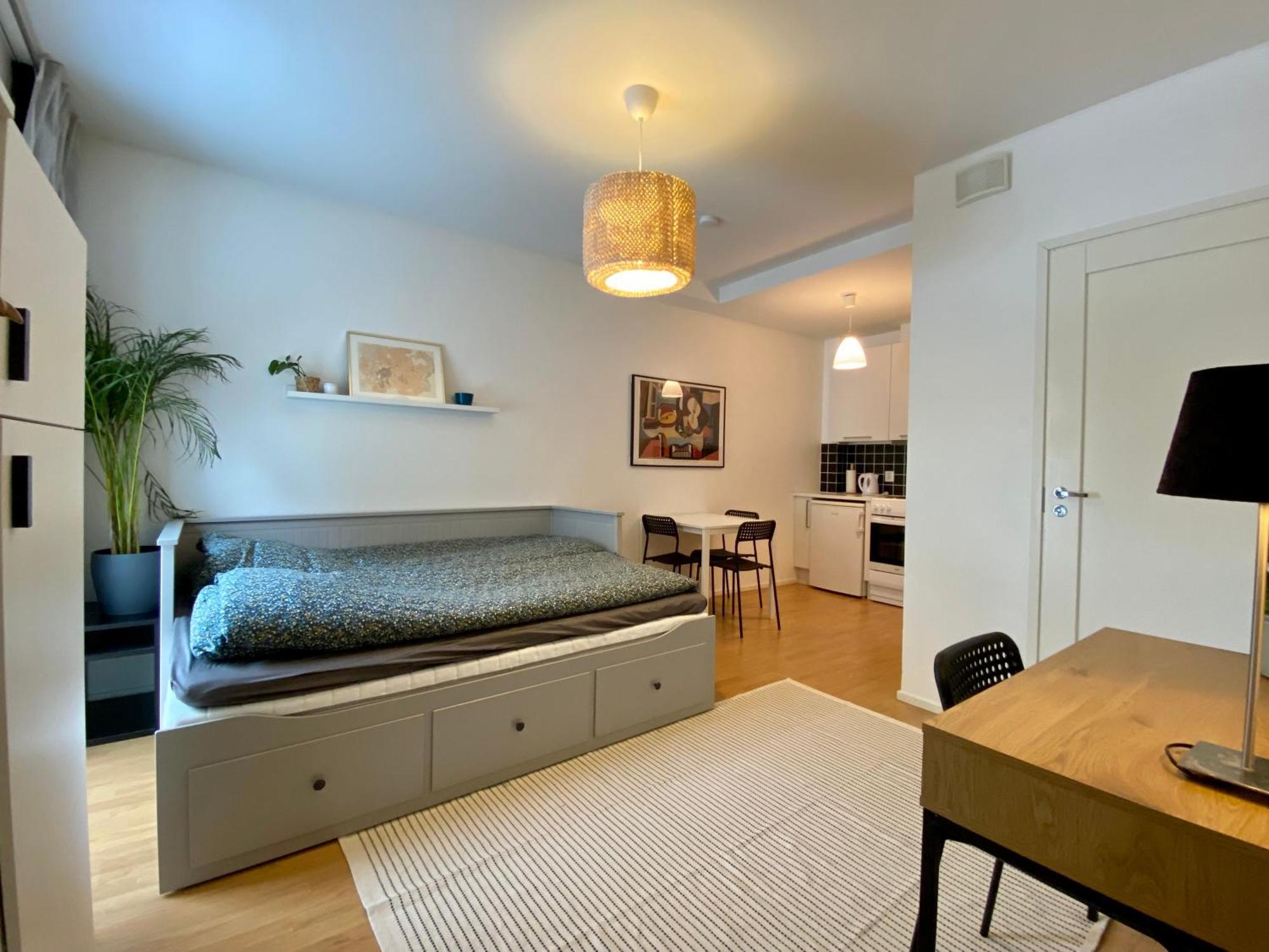 Tranquil Studio Near Nature, Free Parking& Wifi